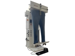 Machine à souffler pour mannequin de jeans