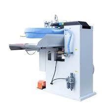 Machine de presse de vapeur du watt 220V de la verticale 1500 pour des vêtements