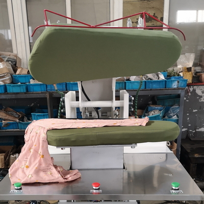 Le pyjama industriel de PLC de LED cuit le système à la vapeur de chauffage de vapeur de contrôle de PLC de la presse à mouler LED